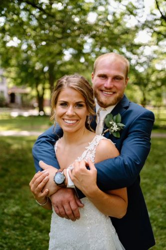 High school sweethearts wed